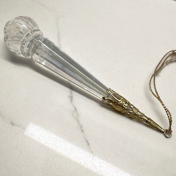 Set of 3 Acrylic Vintage Teardrop Shaped Ornaments - Picture 4 of 5